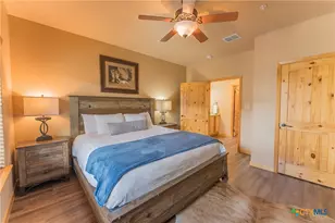 1554 Gruene Rd, New Braunfels, TX 78130 - Photo 8