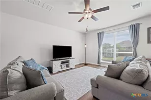 9817 Kensley Rose Dr, Killeen, TX 76542 - Photo 8