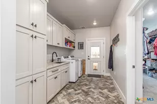 13428 Knob Hill Rd, Rogers, TX 76569 - Photo 18