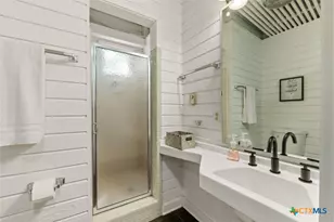 102 Lenz Dr, Seguin, TX 78155 - Photo 30