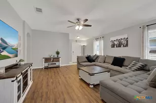 1517 Gateshead Dr, Seguin, TX 78155 - Photo 2