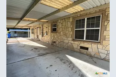 104 W Storey Street, San Saba, TX 76877 - Photo 4