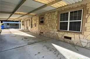 104 W Storey St, San Saba, TX 76877 - Photo 4