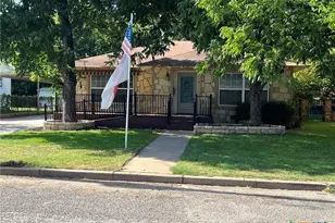 104 W Storey St, San Saba, TX 76877 - Photo 1