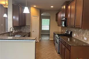212 Oak Creek Way, New Braunfels, TX 78130 - Photo 10