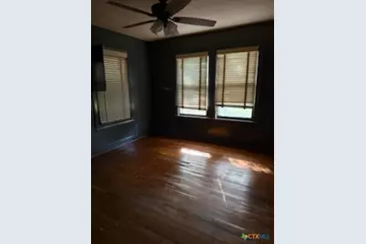 2701 Nightingale Street, Victoria, TX 77901 - Photo 8