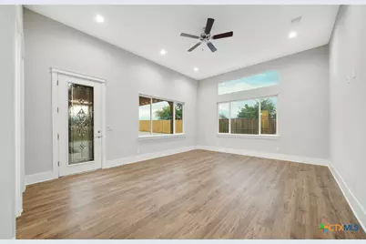 2235 Deer Run Ridge, New Braunfels, TX 78132 - Photo 12