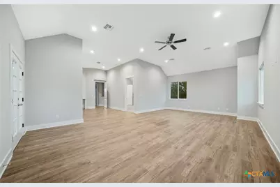 2235 Deer Run Ridge, New Braunfels, TX 78132 - Photo 14