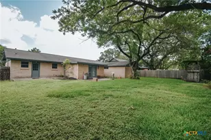 201 Canterbury Ln, Victoria, TX 77904 - Photo 30