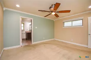 201 Canterbury Ln, Victoria, TX 77904 - Photo 20