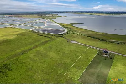 117 Sunset Way, Port Lavaca, TX 77979 - Photo 8