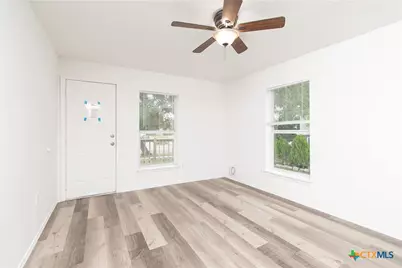 306 S 25th Street, Temple, TX 76504 - Photo 4