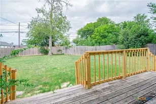 306 S 25th St, Temple, TX 76504 - Photo 16