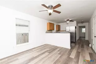 306 S 25th St, Temple, TX 76504 - Photo 2