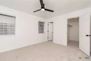 905 Concho St, Belton, TX 76513 - Photo 14