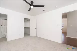 905 Concho St, Belton, TX 76513 - Photo 12