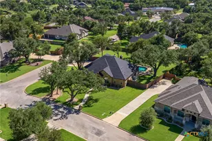 8 Salta Ct, Belton, TX 76513 - Photo 4