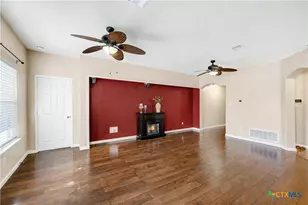 213 Teron Dr, San Marcos, TX 78666 - Photo 4