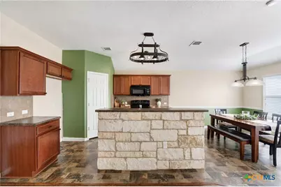 213 Teron Drive, San Marcos, TX 78666 - Photo 6