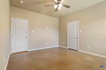 1101 S College Avenue, Troy, TX 76579 - Photo 14