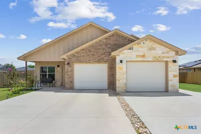 1101 S College Avenue, Troy, TX 76579 - Photo 1