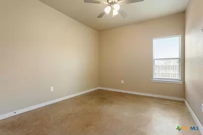 1101 S College Avenue, Troy, TX 76579 - Photo 18