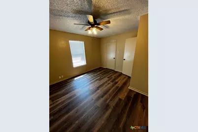 202 N Walnut #104, Lampasas, TX 76550 - Photo 6
