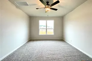 362 Pathfinder Dr, Copperas Cove, TX 76522 - Photo 6