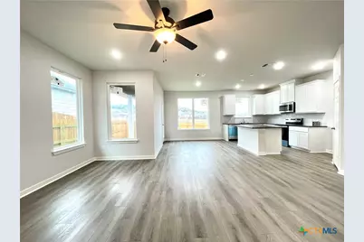 362 Pathfinder Drive, Copperas Cove, TX 76522 - Photo 2