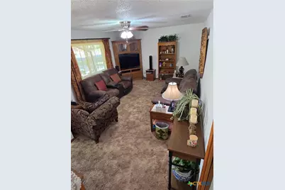 802 W 25th Street, Cameron, TX 76520 - Photo 6