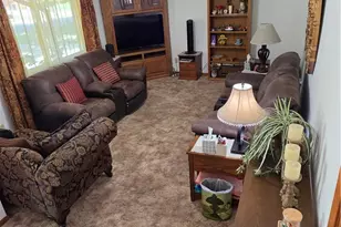 802 W 25th St, Cameron, TX 76520 - Photo 6