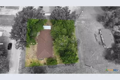802 W 25th Street, Cameron, TX 76520 - Photo 16