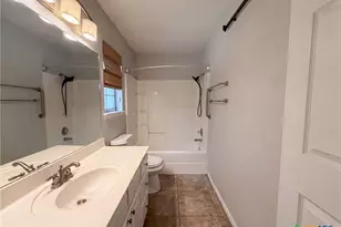 6 S Bobcat Ct, Belton, TX 76513 - Photo 8