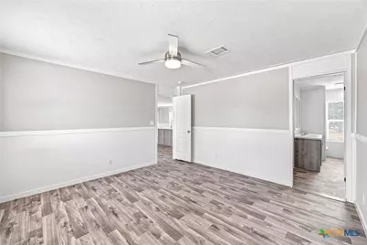 [Address not provided], Waelder, TX 78959 - Photo 14