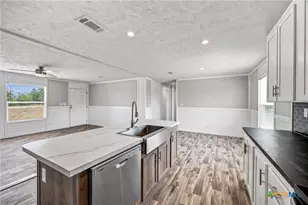 [Address not provided], Waelder, TX 78959 - Photo 10