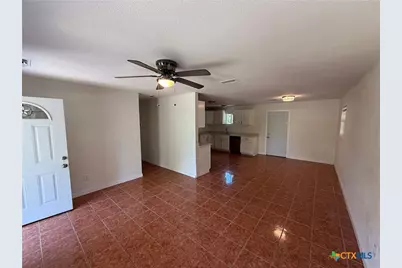 560 Wickford Way, Canyon Lake, TX 78133 - Photo 28
