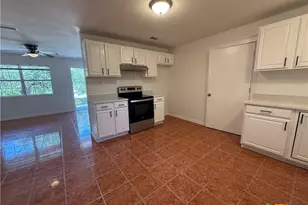560 Wickford Way, Canyon Lake, TX 78133 - Photo 36