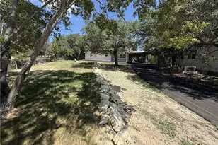 560 Wickford Way, Canyon Lake, TX 78133 - Photo 8