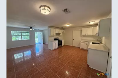 560 Wickford Way, Canyon Lake, TX 78133 - Photo 34