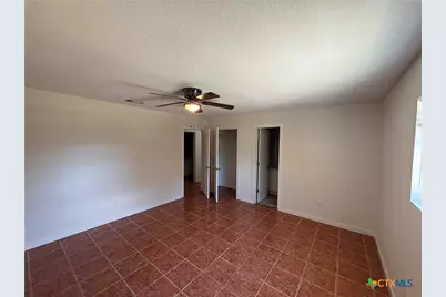 560 Wickford Way, Canyon Lake, TX 78133 - Photo 42