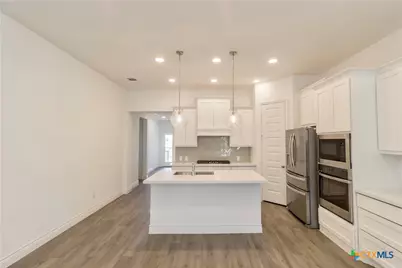 311 Balaton Lake, New Braunfels, TX 78130 - Photo 10