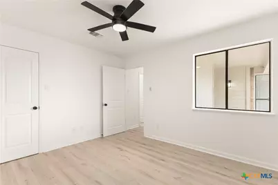 655 Loop 337, New Braunfels, TX 78130 - Photo 20