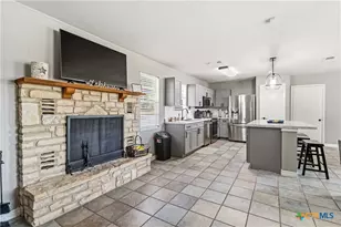 2123 Canyon Lake Dr, Canyon Lake, TX 78133 - Photo 10