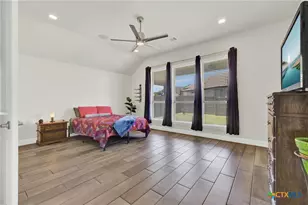 415 Bridle Trl, New Braunfels, TX 78132 - Photo 24