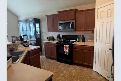 5811 Alexandria Drive, Temple, TX 76502 - Photo 2