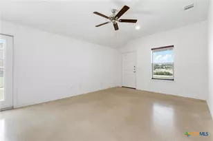 102 Lost Trl, Copperas Cove, TX 76522 - Photo 6