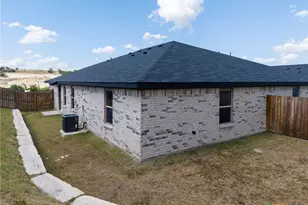 102 Lost Trl, Copperas Cove, TX 76522 - Photo 22