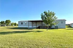 146 Lexie Ln, Victoria, TX 77905 - Photo 1