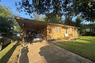 308 S Reagan St, Hamilton, TX 76531 - Photo 24