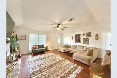 505 Camelot Drive, Victoria, TX 77901 - Photo 2